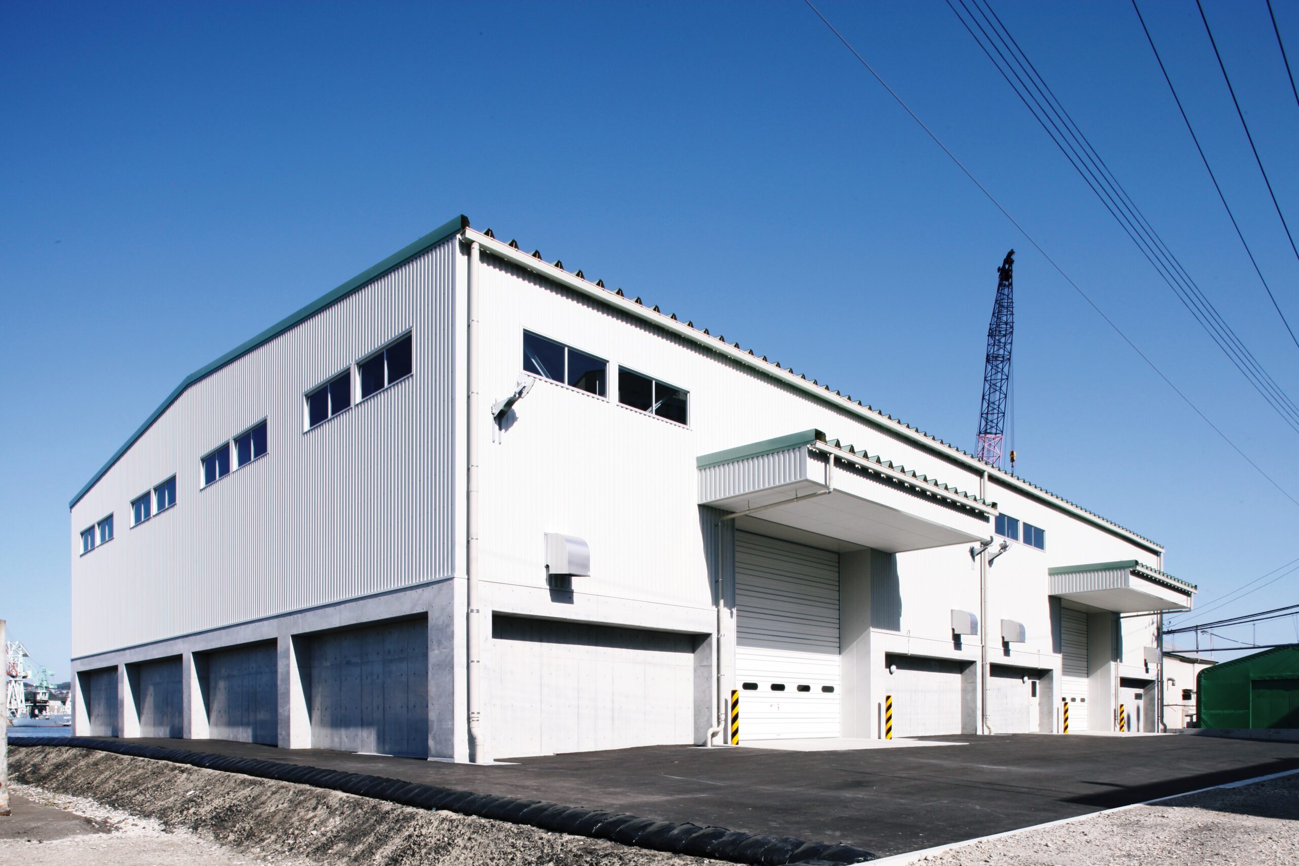 塩釜港区西ふ頭1号県営上屋 ほか1件新築工事