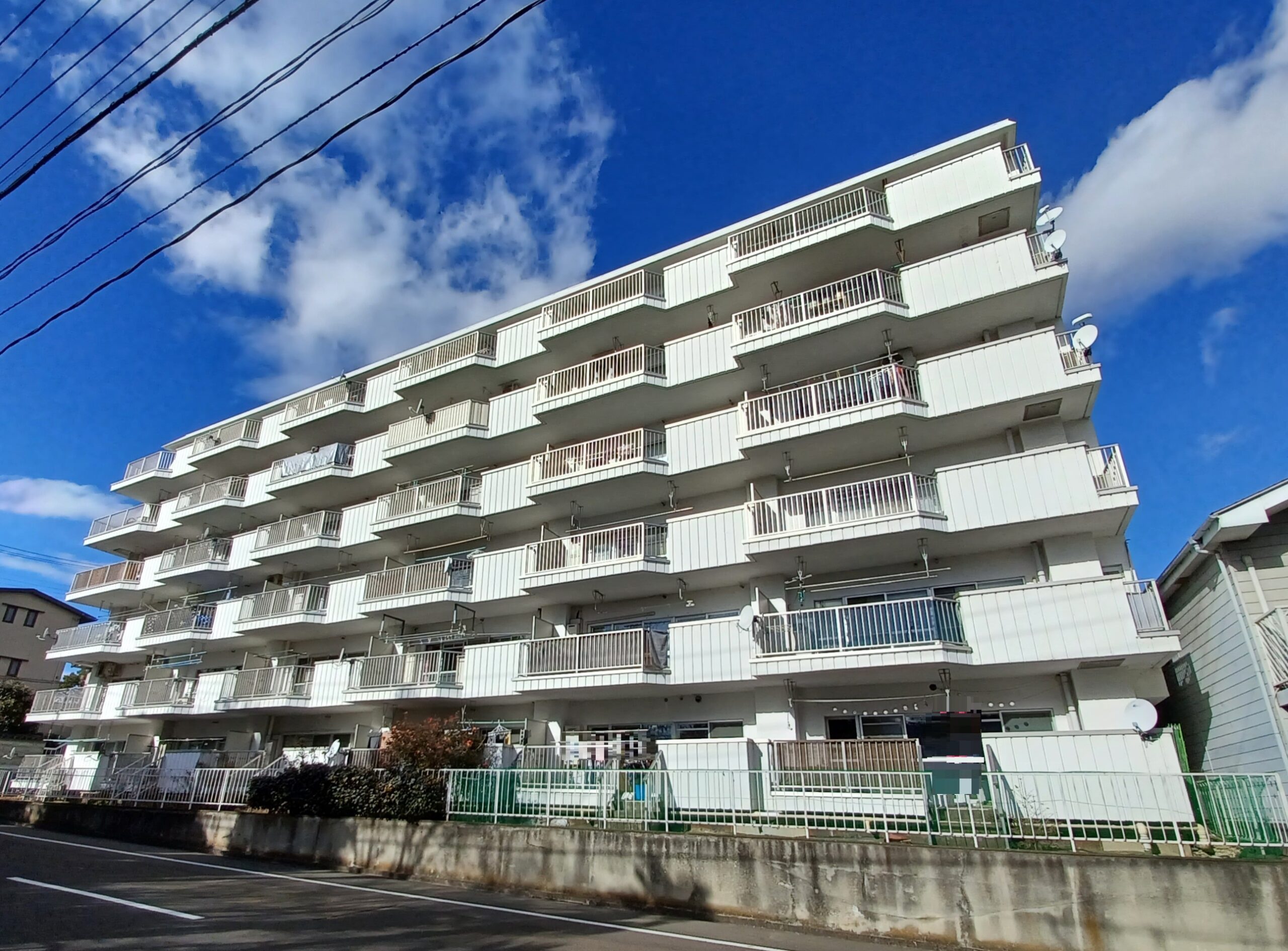 新寺小路マンションファラオ